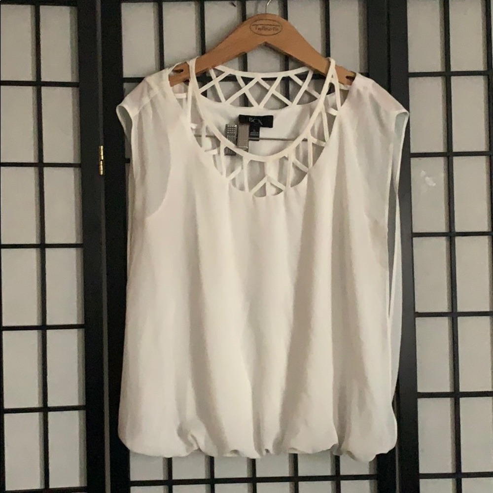 Sexy White Top 🖤